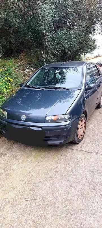 Usata Fiat Punto 60 CV (44 kW) 2001 Utilitaria