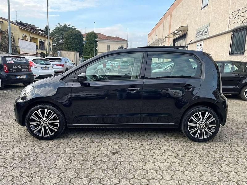 Usata VW up! Highline 68 CV (50 kW) 2019 Nero Utilitaria