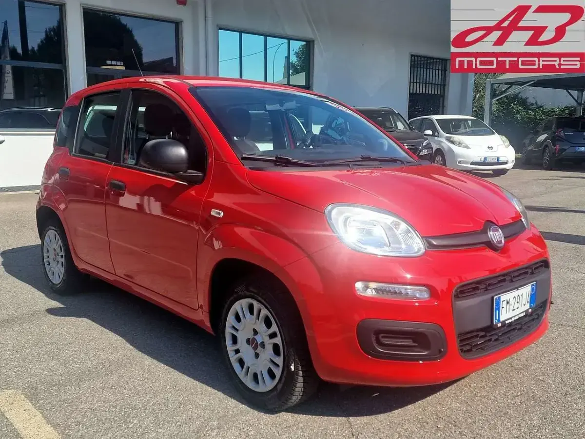 Usata Fiat Panda Easy 84 CV (61 kW) 2018 Rosso Utilitaria