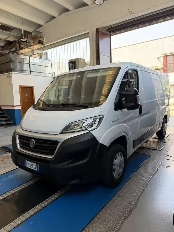 Usata Fiat Ducato 131 CV (96 kW) 2018 Bianco Furgone