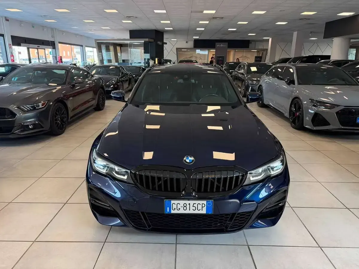 Usata BMW 330 M Sport 184 CV (135 kW) 2021 Blu/azzurro Station wagon