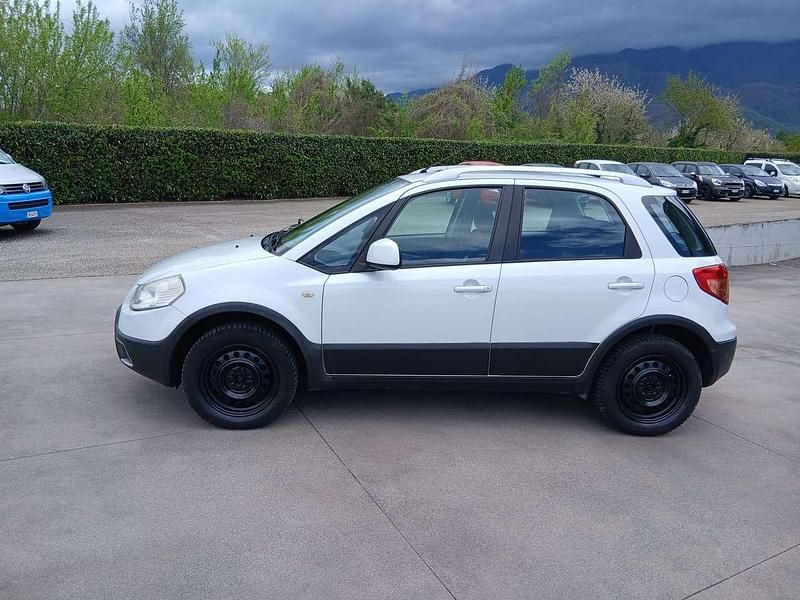 Usata Fiat Sedici Dynamic 135 CV (99 kW) 2010 Bianco SUV