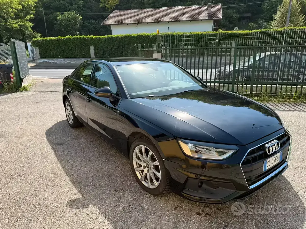 Usata Audi A4 163 CV (119 kW) 2022 Berlina