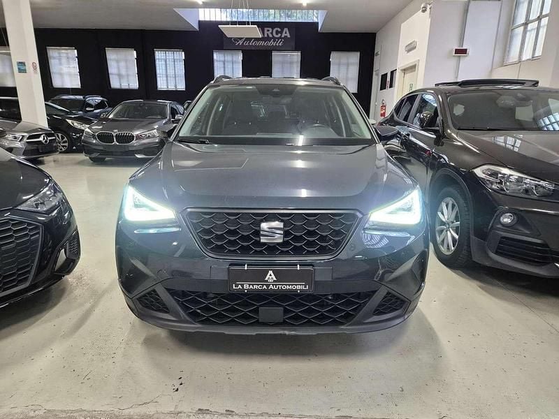 Usata Seat Arona Style 95 CV (69 kW) 2022 Grigio SUV