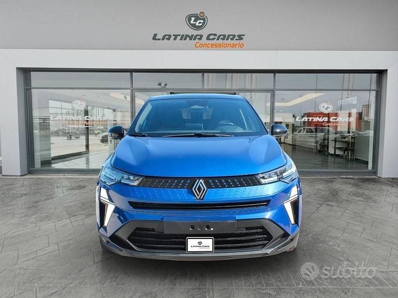 Usata Renault Captur Techno 101 CV (74 kW) 2025 Blu SUV