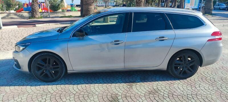 Begagnad Peugeot 308 Active 131 HK (96 kW) 2019 Grå Kombi