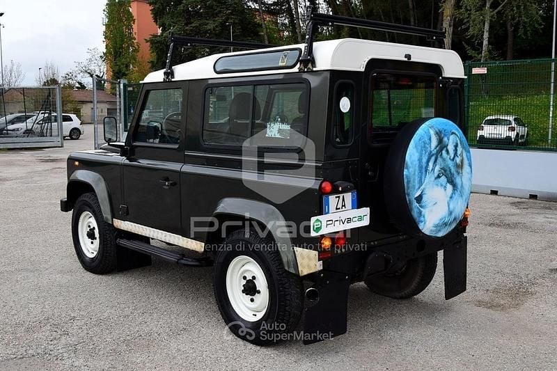 Usata Land Rover Defender S 122 CV (89 kW) 2008 Verde Station wagon