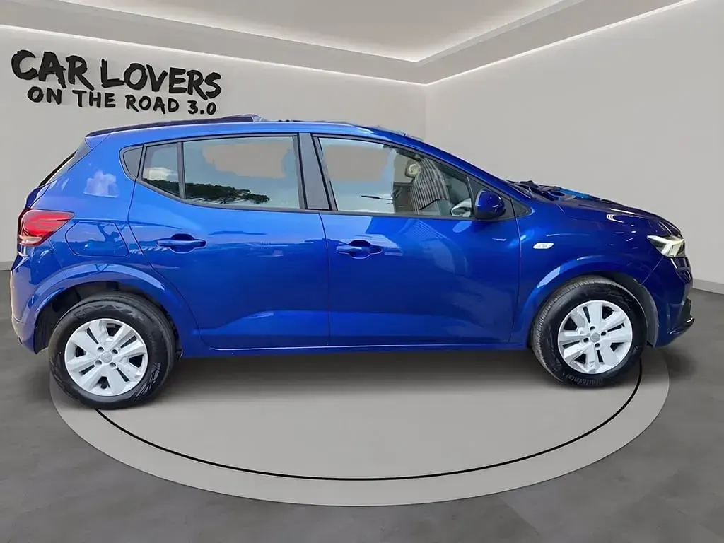 Usata Dacia Sandero Expression 67 CV (49 kW) 2023 Blu scuro Utilitaria