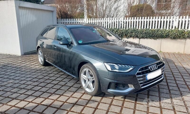 Grigio Usata 2024 Audi A4 Advanced Station wagon | 34.900 € (Buon prezzo) - Immagine 1/4