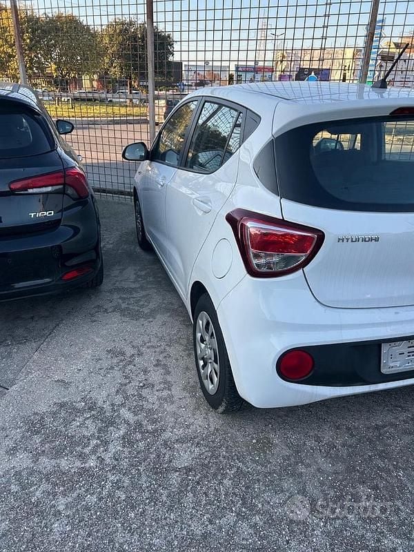 Usata Hyundai i10 69 CV (50 kW) 2018 Utilitaria