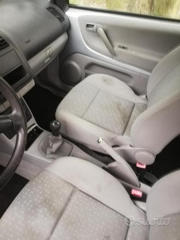 Usata VW Lupo 50 CV (36 kW) 2002 Grigio Utilitaria
