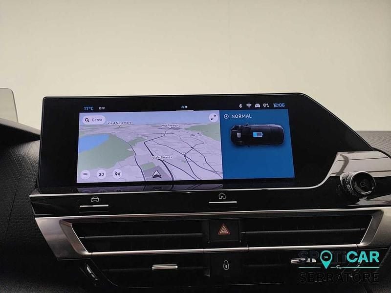 Usata Citroën e-C4 Shine 100 kW (136 CV) 2023 Bianco Berlina