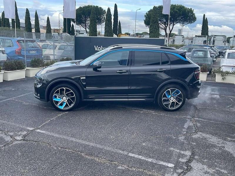 Usata Lynk & Co 01 261 CV (191 kW) 2023 Nero SUV