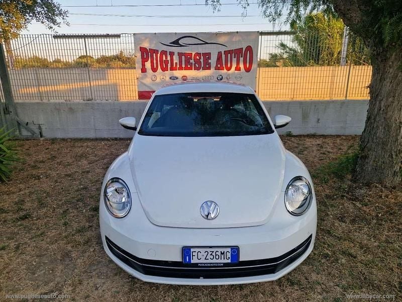 Usata VW Beetle Design 110 CV (80 kW) 2016 Bianco Utilitaria