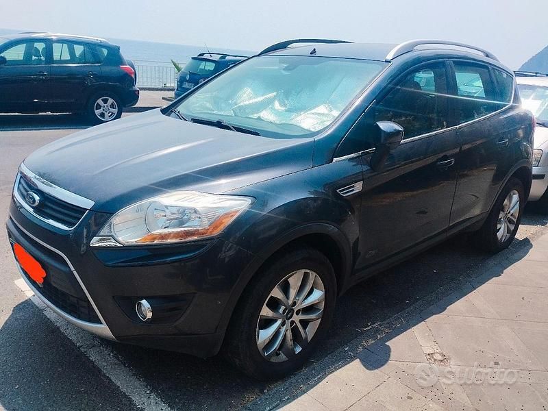 Usata Ford Kuga 136 CV (100 kW) 2009 Grigio SUV