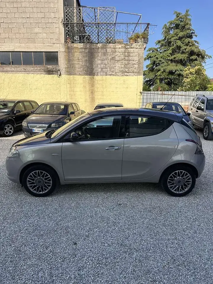 Usata Lancia Ypsilon S 95 CV (69 kW) 2012 Other Utilitaria