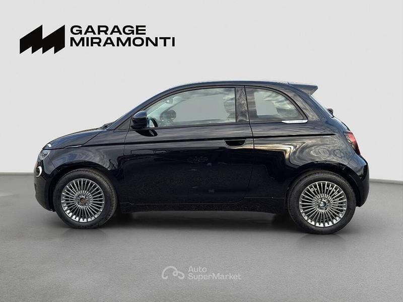 Nuova Fiat 500 65 CV (47 kW) 2026 Nero Berlina