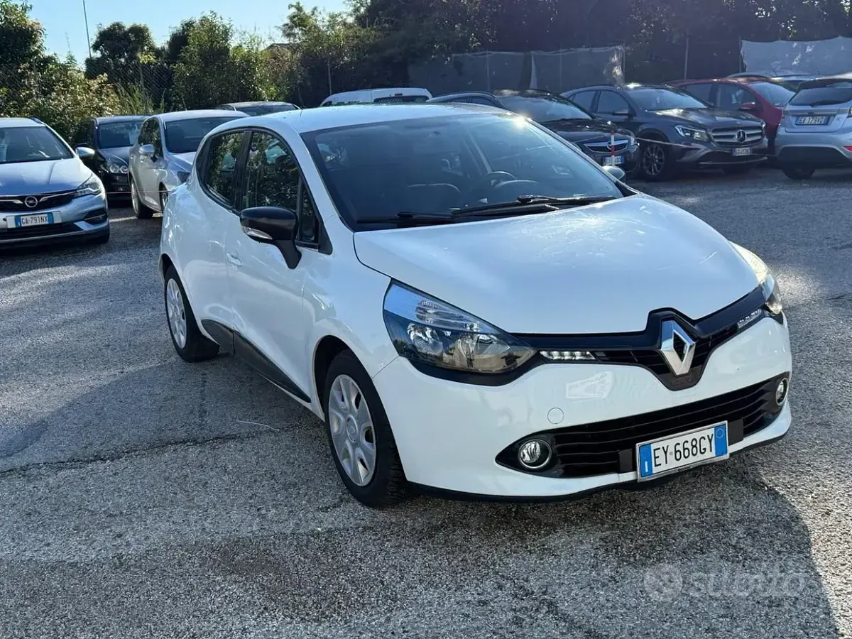 Usata Renault Clio IV 72 CV (52 kW) 2015 Bianco Berlina