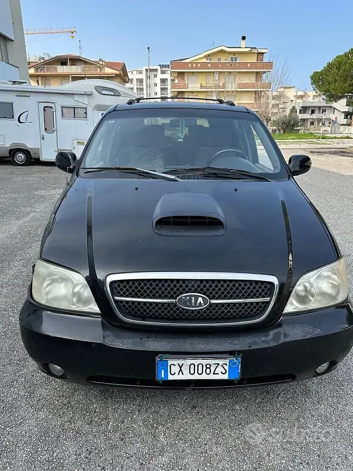 Usata Kia Carnival 145 CV (106 kW) 2005 Monovolume