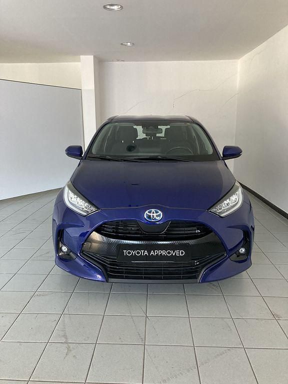 Usata Toyota Yaris Hybrid Trend 115 CV (84 kW) 2021 Blu Utilitaria