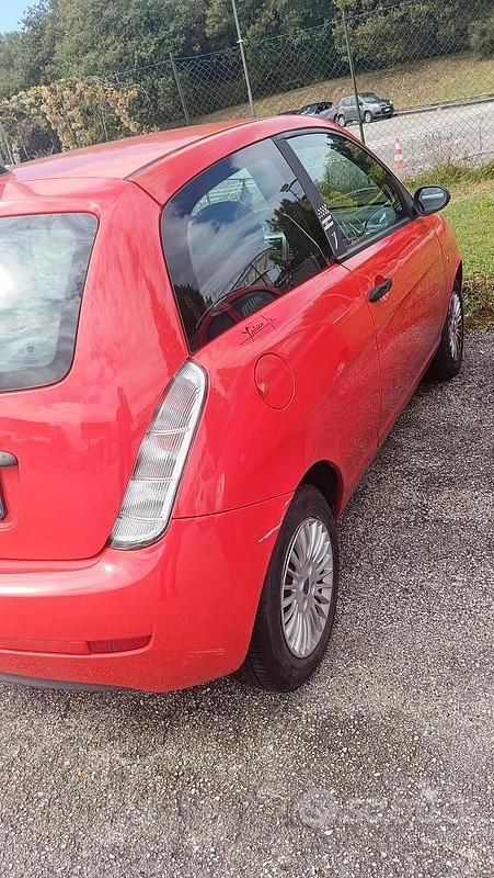 Usata Lancia Ypsilon 69 CV (50 kW) 2009 Utilitaria