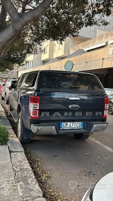 Usata Ford Ranger 170 CV (125 kW) 2022 Nero Pick-up