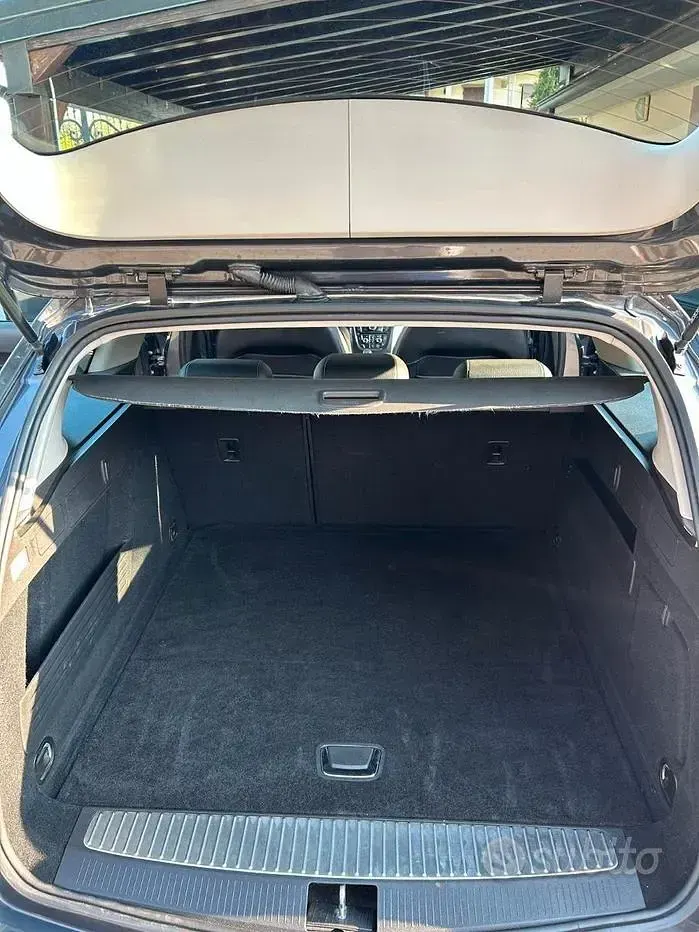 Usata Opel Astra Cosmo 140 CV (102 kW) 2014 Grigio Station wagon