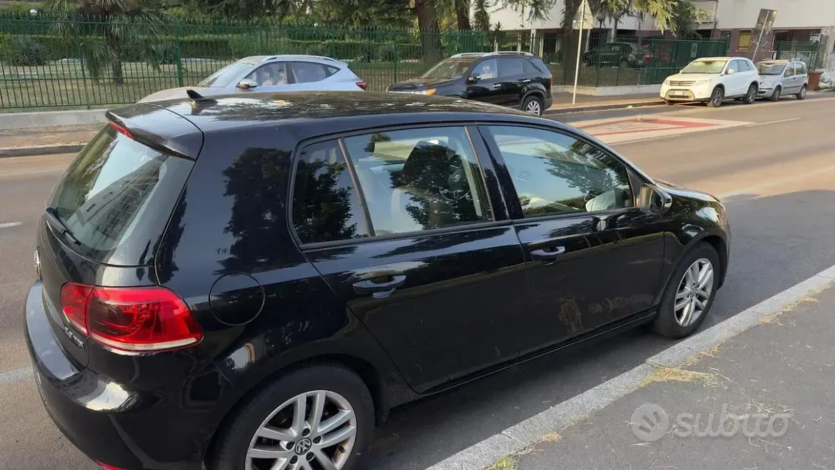 Usata VW Golf VI 140 CV (102 kW) 2011 Nero Berlina
