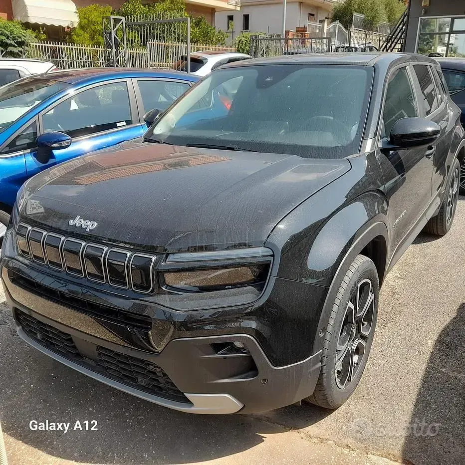 Usata Jeep Avenger Altitude 101 CV (74 kW) 2025 Nero SUV