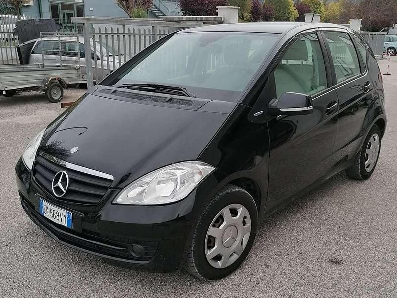 Usata Mercedes A160 Elegance 95 CV (69 kW) 2011 Nero Monovolume
