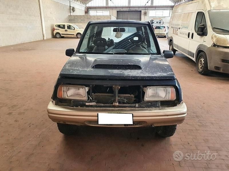 Usata Suzuki Vitara 74 CV (54 kW) 1999 Blu SUV