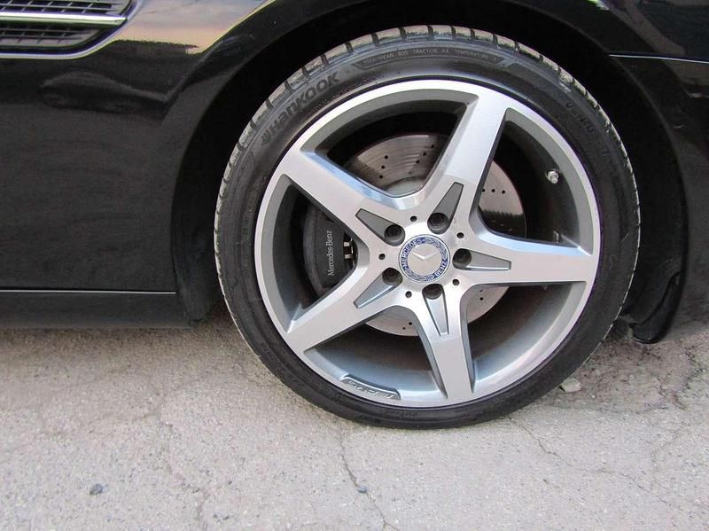 Usata Mercedes SLC180 AMG line Plus 156 CV (114 kW) 2017 Nero metallizzato Cabrio