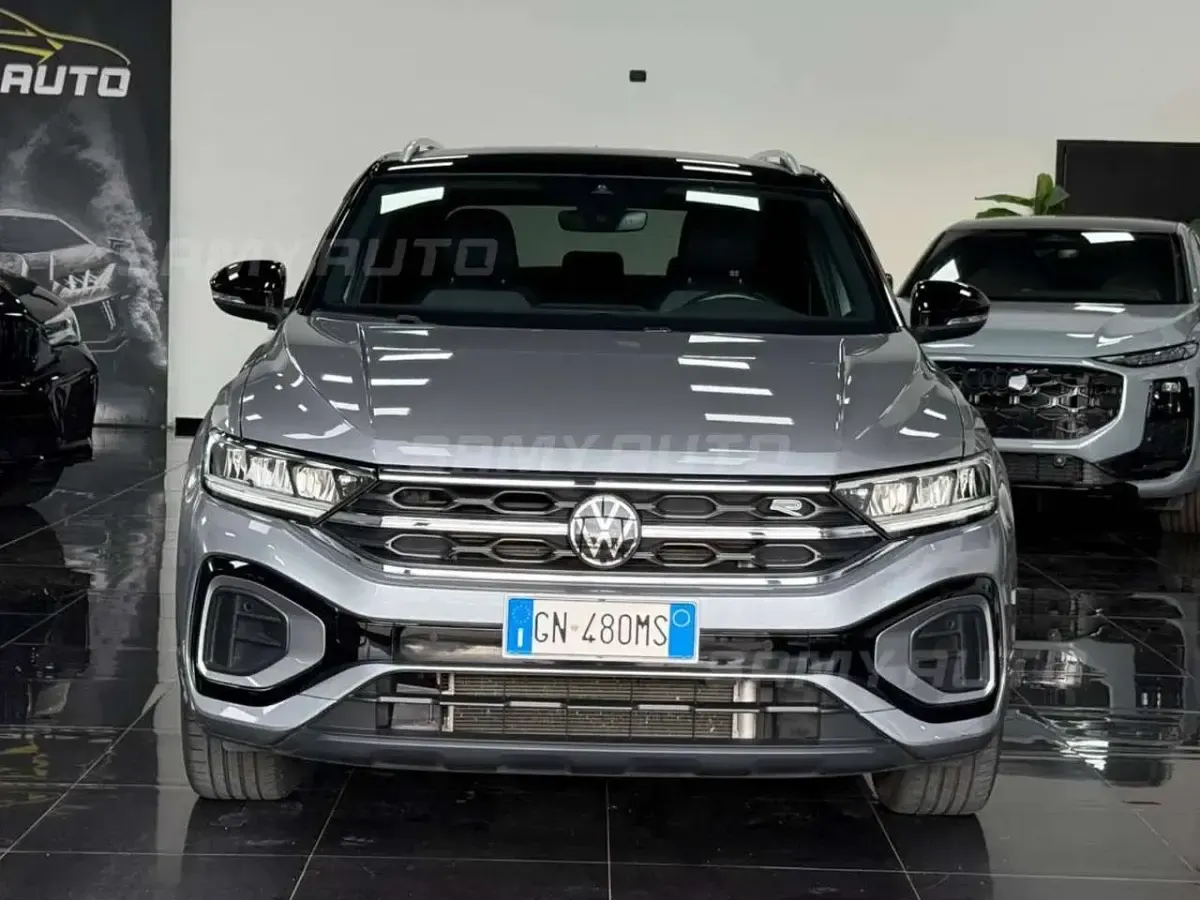 Usata VW T-Roc R-line 150 CV (110 kW) 2023 Grigio SUV