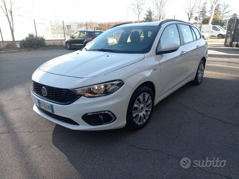 Usata Fiat Tipo 110 CV (80 kW) 2018 Bianco Station wagon
