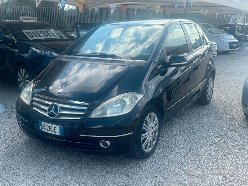 Usata Mercedes A180 110 CV (80 kW) 2008 Nero Berlina