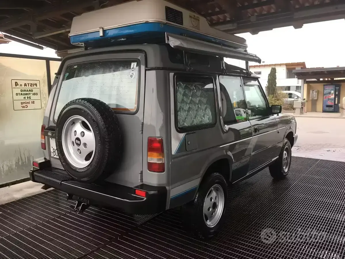 Usata Land Rover Discovery 113 CV (83 kW) 1991 Grigio SUV