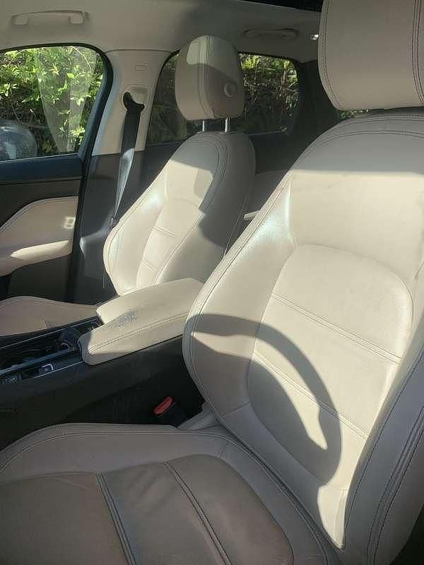 Usata Jaguar F-Pace Prestige 179 CV (131 kW) 2018 Nero SUV