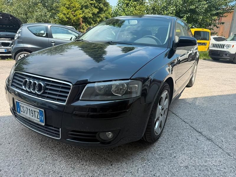 Nero Usata 2004 Audi A3 Due volumi | 2200 € (Molto cara) - Immagine 1/4