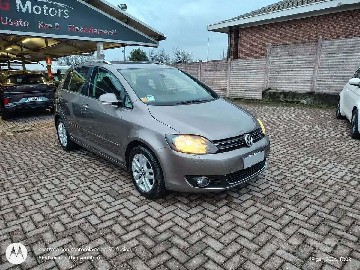 Usata VW Golf VI Highline 122 CV (89 kW) 2011 Marrone Utilitaria
