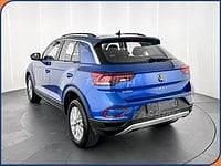 Usata VW T-Roc Life 110 CV (80 kW) 2023 Blu SUV