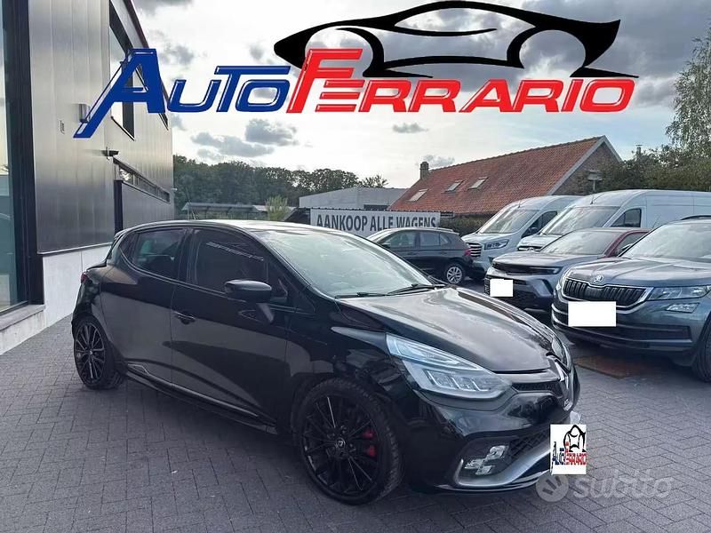 Second-hand Renault Clio IV Trophy 220 CP (161 kW) 2018 Negru Berlinǎ
