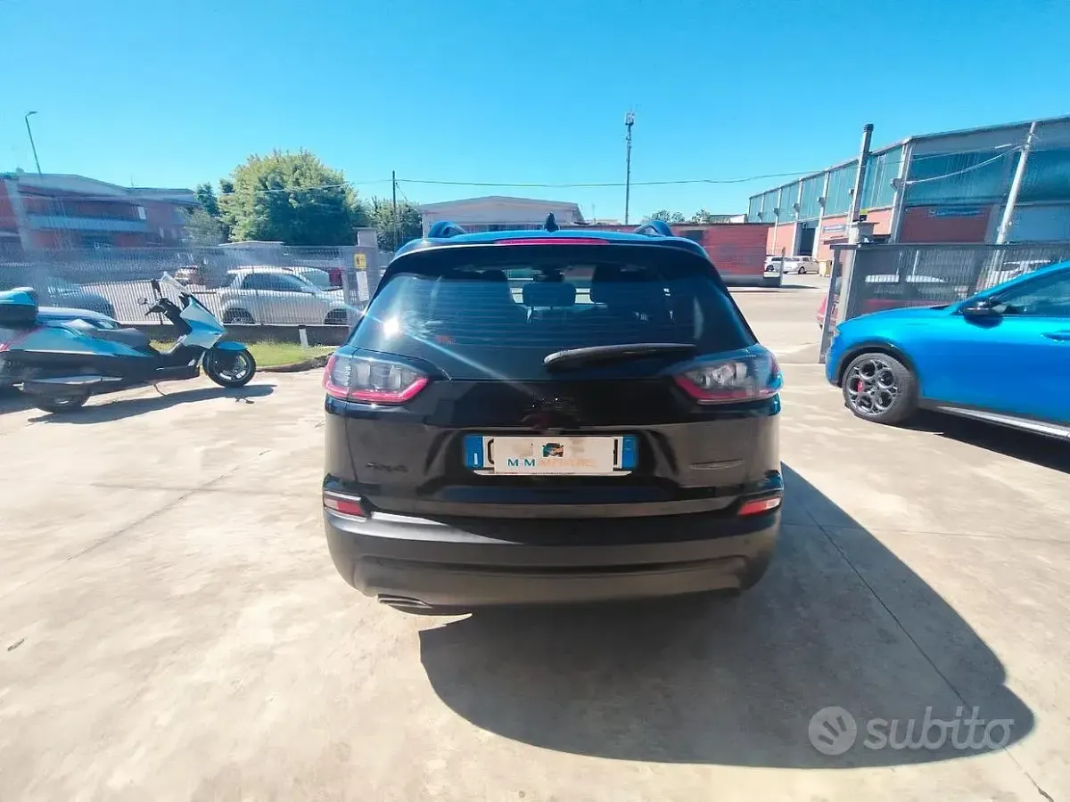 Usata Jeep Cherokee 195 CV (143 kW) 2020 Nero SUV