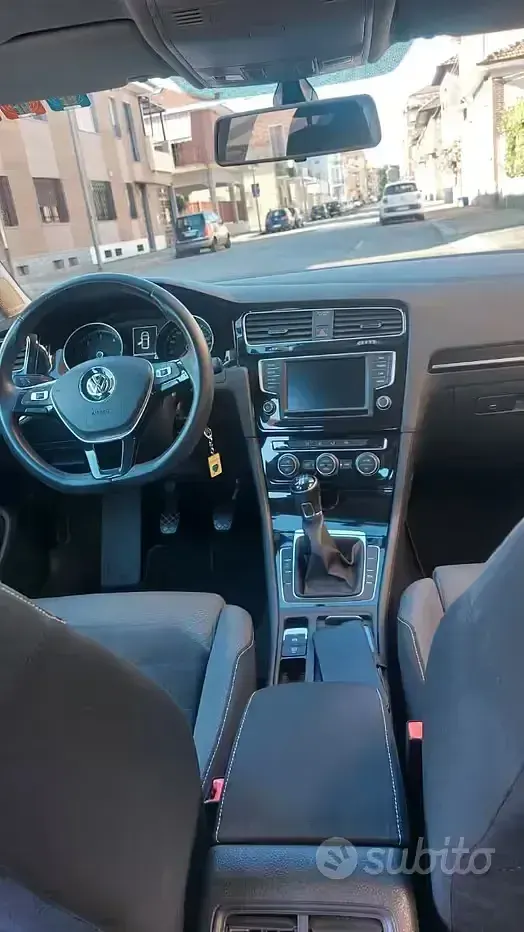 Usata VW Golf VII 110 CV (80 kW) 2016 Berlina