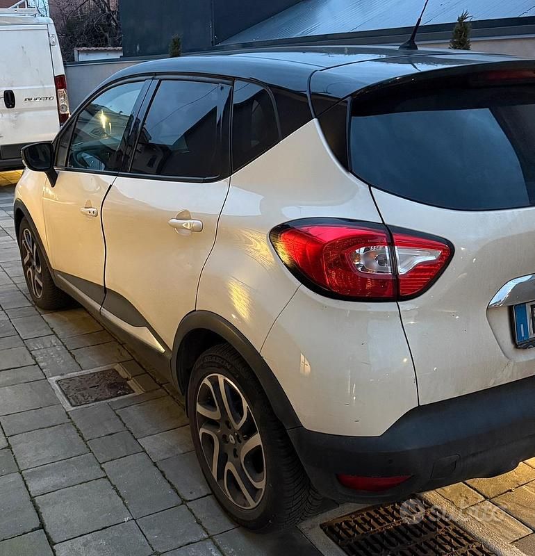 Usata Renault Captur 110 CV (80 kW) 2014 SUV