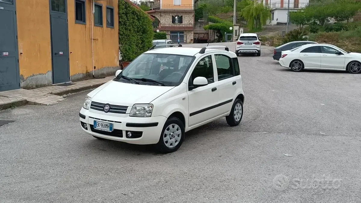 Usata Fiat Panda 75 CV (55 kW) 2011 Bianco Utilitaria