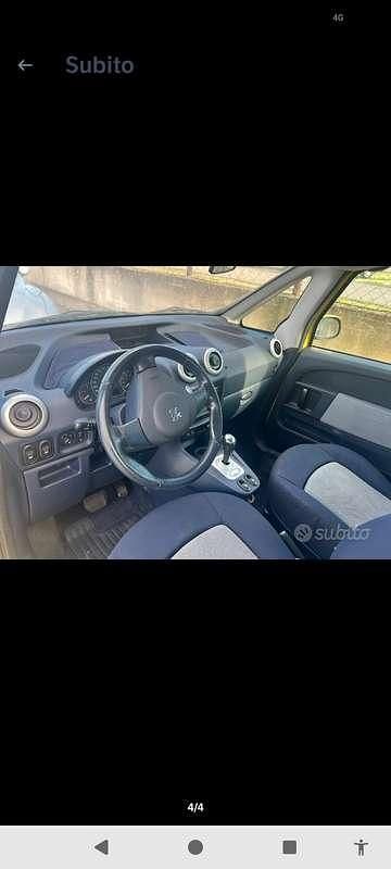 Usata Peugeot 1007 109 CV (80 kW) 2007 Monovolume