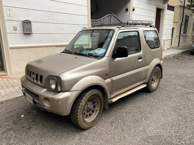 Giallo Usata 2003 Suzuki Jimny SUV | 5500 € (Buon prezzo) - Immagine 1/1