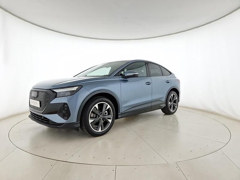 Blu geyser metallizzato Nuova 2025 Audi Q4 Sportback e-tron Advanced SUV | 52.000 € (Ottimo prezzo) - Immagine 1/4
