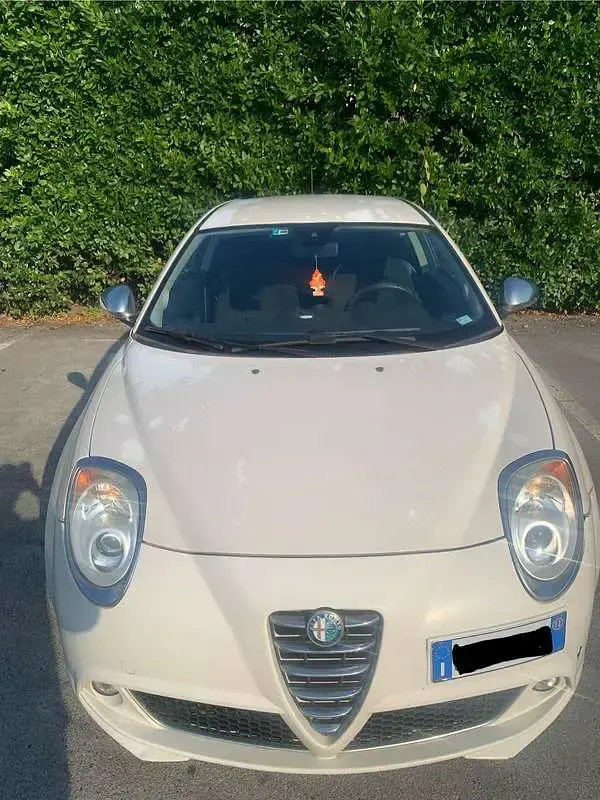 Usata Alfa Romeo MiTo 84 CV (61 kW) 2012 Bianco Utilitaria