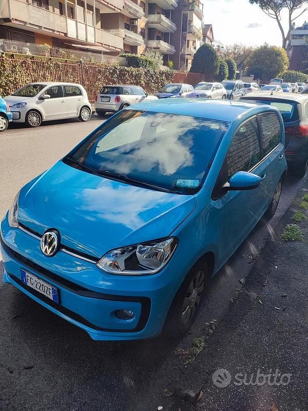 Usata VW up! 2017 Blu Utilitaria